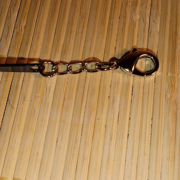 NWOT Vera Bradley Black and Yellow Bird Floral Zip ID Case (Retired Print) - Picture 3 of 5